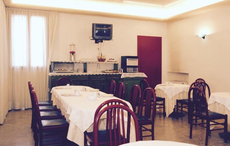 Albergo Ristorante Giulietta e Romeo Montecchio Maggiore Esterno foto